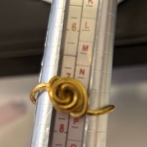 Elegant Gold-Tone Spiral Ring